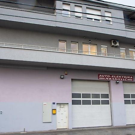 Jana apartmani Belgrado Exterior foto