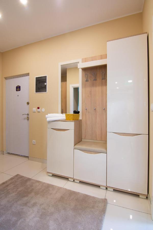 Jana apartmani Belgrado Exterior foto